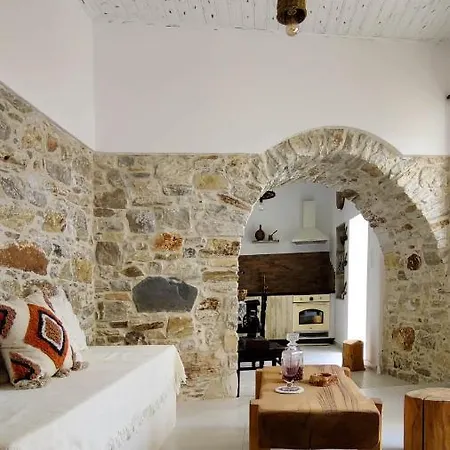 Ferienhaus Laina Traditional *